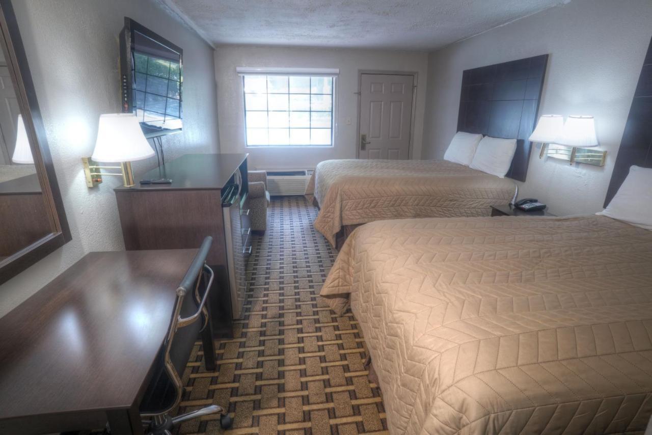 Amerivu Inn & Suites - Helen - Downtown Extérieur photo