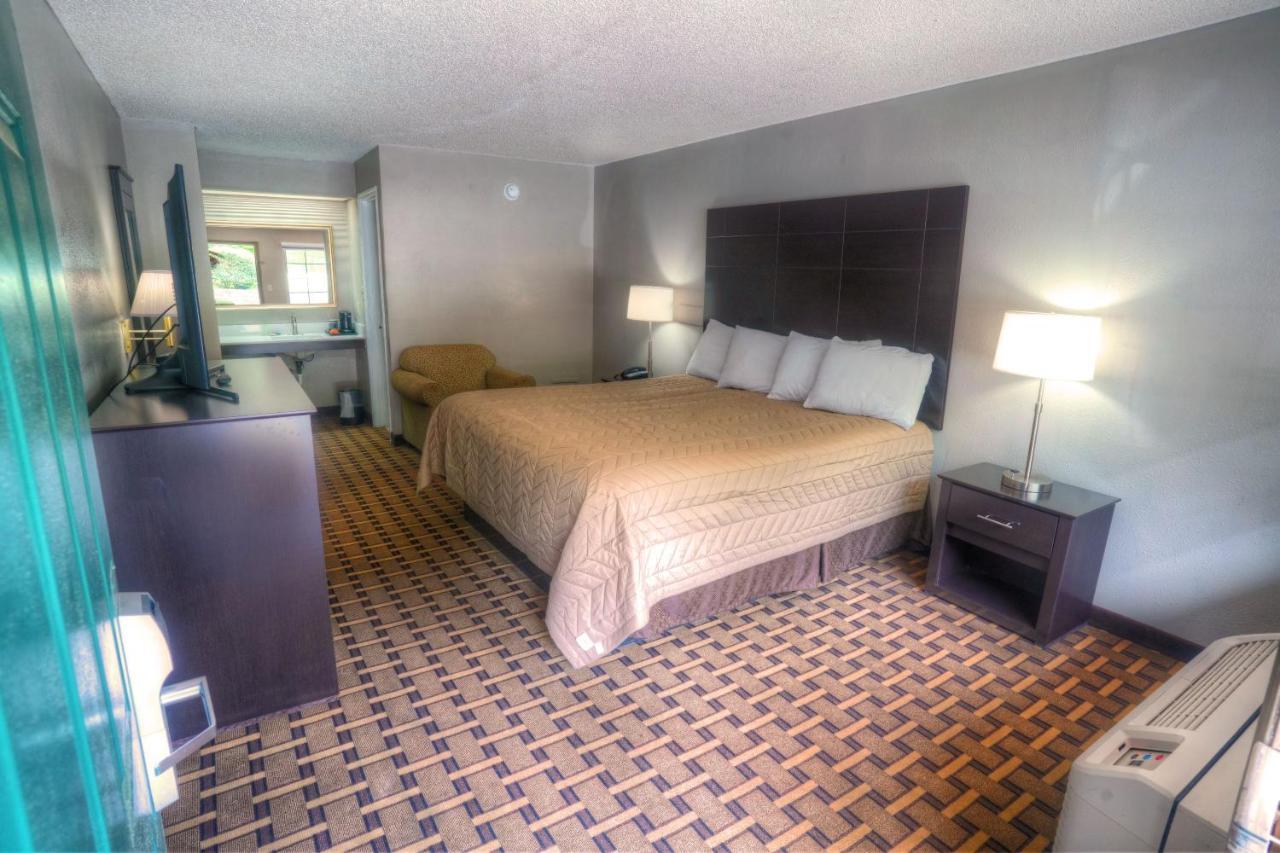 Amerivu Inn & Suites - Helen - Downtown Extérieur photo
