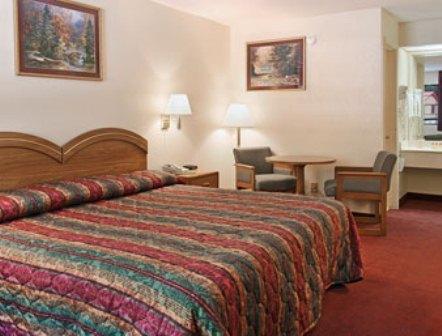 Amerivu Inn & Suites - Helen - Downtown Chambre photo
